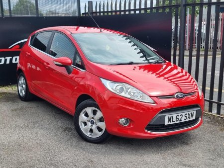 FORD FIESTA 1.6 TDCi ECOnetic DPF Titanium 5dr